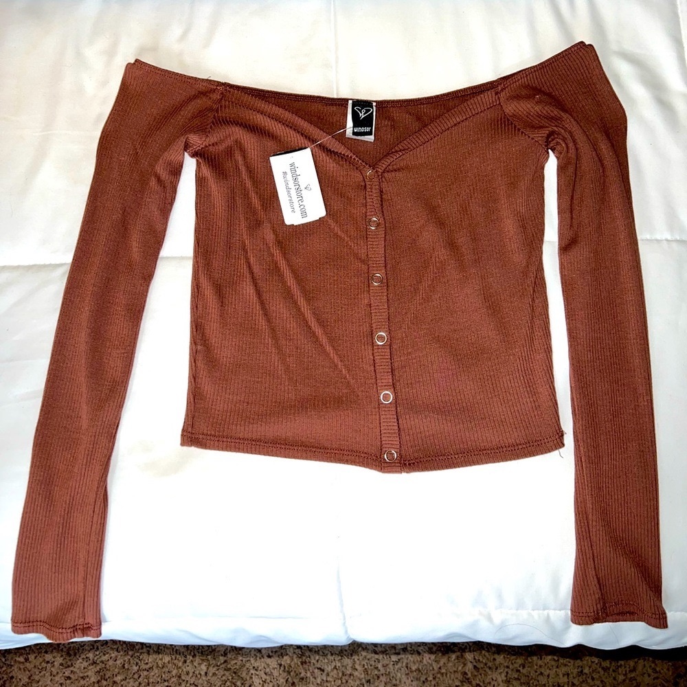 Brand New✨Brown Off-Shoulder Long Sleeve Top